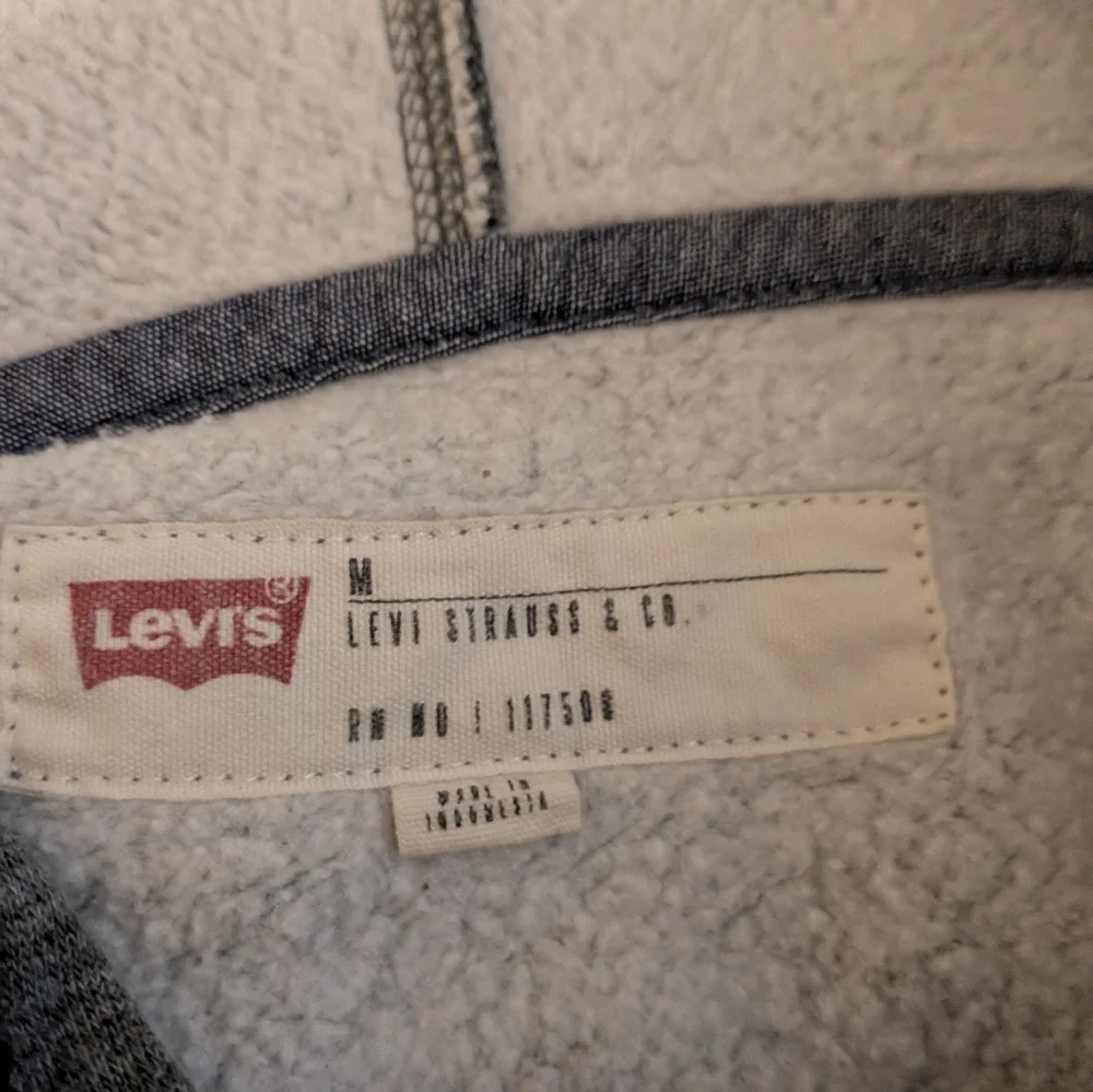 Levi's Strauss Gray Embossed Logo Men's Hoodie Sweatshirt Pouch Streetwear M